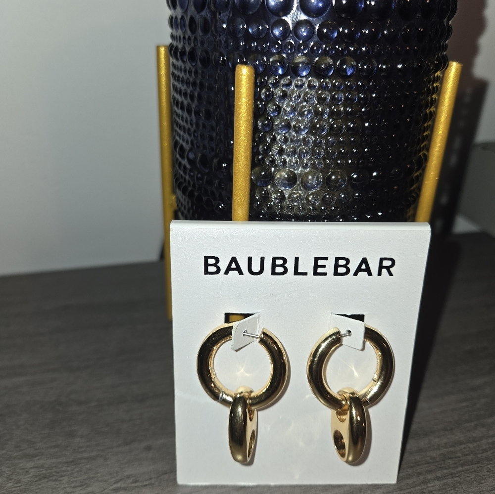 BaubleBar Gold Modern Hoop Earrings with Pearl Accent - Picture 2 of 2